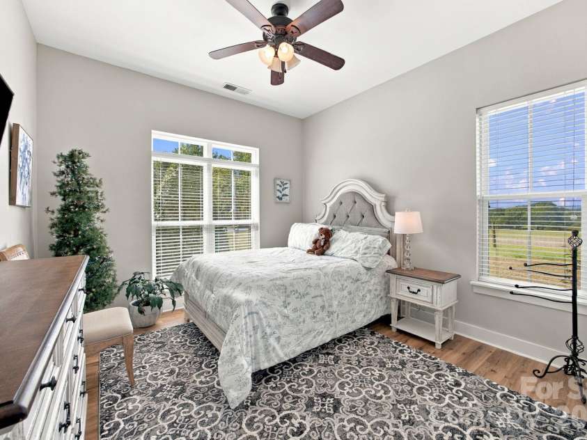 2870 Bradshaw Road, Mooresville, NC 28115.  MLS# CAR4430384, YatesRealty ID 54226. 