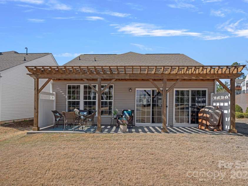 3100 Azalea Drive, Fort Mill, SC 29707.  MLS# CAR4234468, YatesRealty ID 5423. 