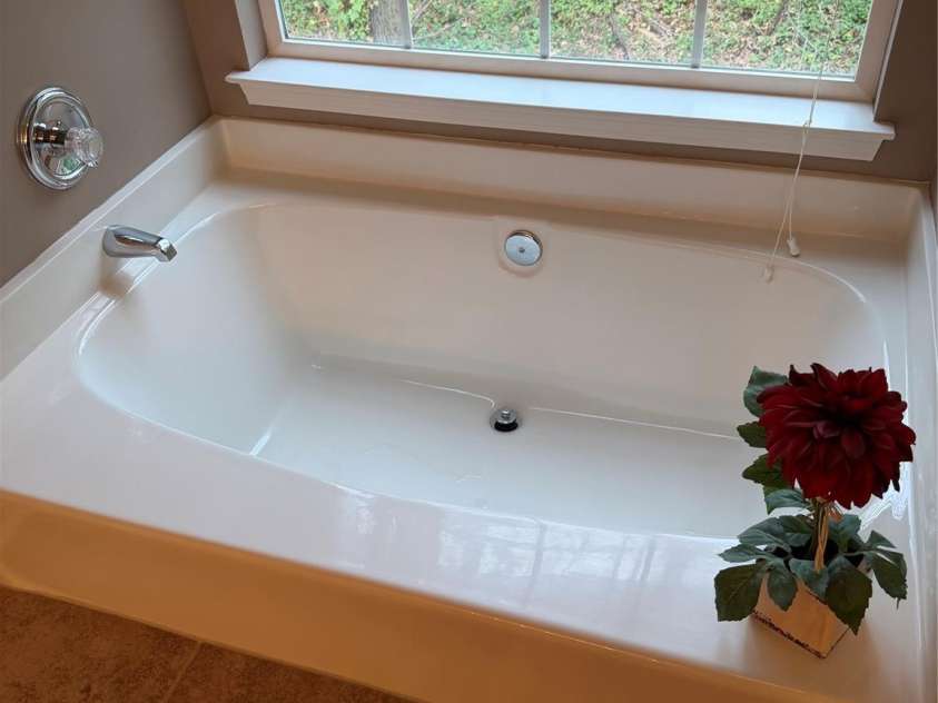 11926 Hawick Valley Lane, Charlotte, NC 28277.  MLS# CAR4333536, YatesRealty ID 54230. 