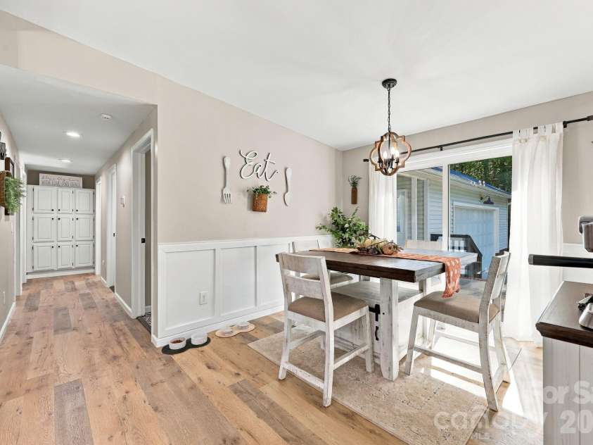 499 Sandy Creek Lane, Lexington, NC 27295.  MLS# CAR4430585, YatesRealty ID 54230. 