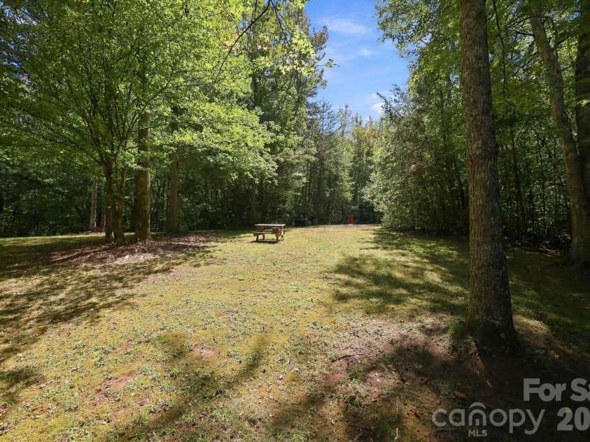 499 Sandy Creek Lane, Lexington, NC 27295.  MLS# CAR4430585, YatesRealty ID 54230. 