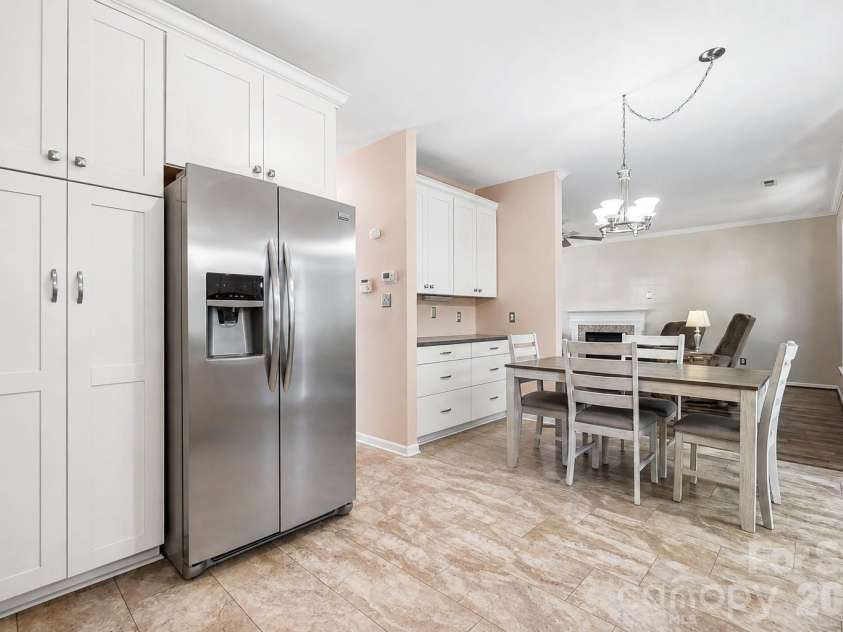 3820 Alden Street, Indian Trail, NC 28079.  MLS# CAR4427383, YatesRealty ID 54231. Kitchen