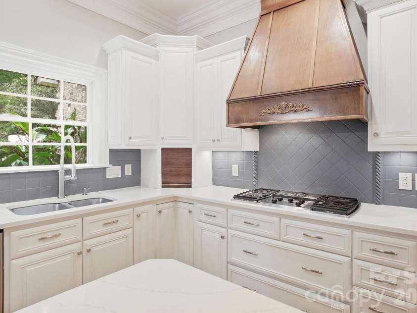 2930 Sweetgrass Lane, Monroe, NC 28112.  MLS# CAR4418923, YatesRealty ID 54232. Chef's Dream Kitchen