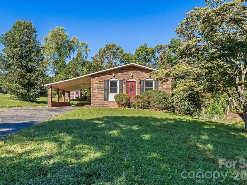 2480 Raintree Street, Connelly Springs, NC 28612.  MLS# CAR4429945, YatesRealty ID 54238. 