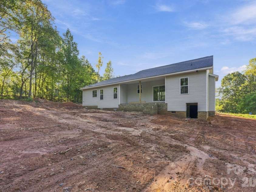 3637 NC 10 Highway, Claremont, NC 28610.  MLS# CAR4430542, YatesRealty ID 54239. 