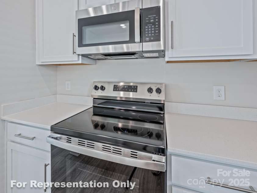 164 Sycamore Street, Mooresville, NC 28115.  MLS# CAR4231421, YatesRealty ID 5424. Kitchen