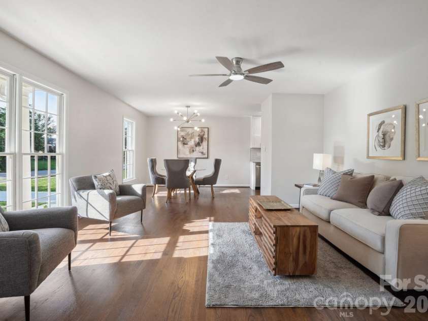6100 Ashcrest Drive, Charlotte, NC 28217.  MLS# CAR4346577, YatesRealty ID 5424. 