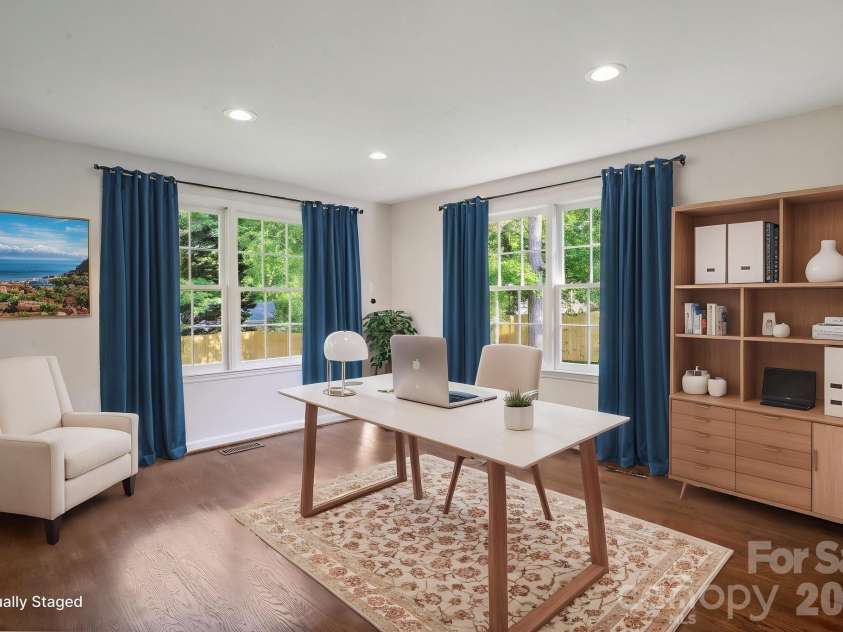 6100 Ashcrest Drive, Charlotte, NC 28217.  MLS# CAR4346577, YatesRealty ID 5424. 