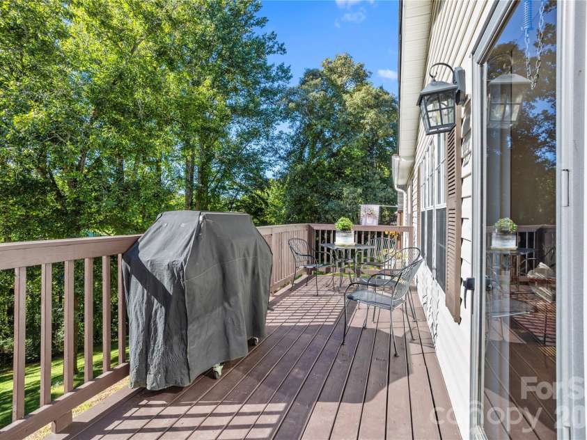 183 Gobbler Circle, Horse Shoe, NC 28742.  MLS# CAR4430660, YatesRealty ID 54240. Recently stained deck with space to sit and enjoy the outdoors.