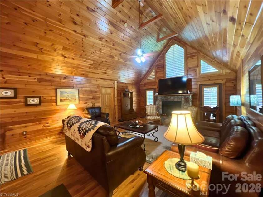 190 Molly Drive, McGrady, NC 28649.  MLS# CAR4430682, YatesRealty ID 54241. 