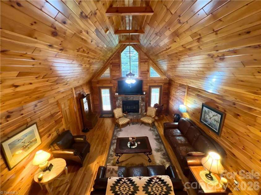190 Molly Drive, McGrady, NC 28649.  MLS# CAR4430682, YatesRealty ID 54241. 