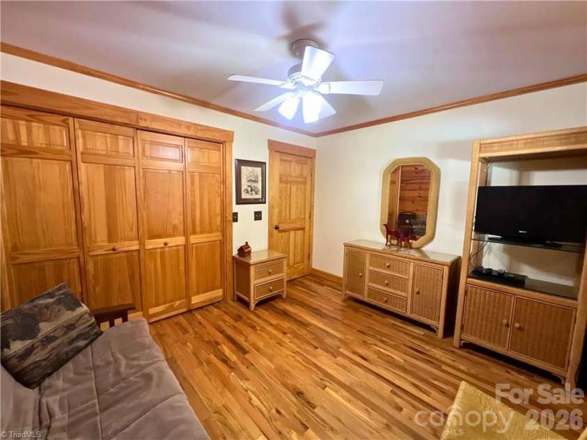 190 Molly Drive, McGrady, NC 28649.  MLS# CAR4430682, YatesRealty ID 54241. 