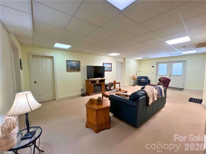 190 Molly Drive, McGrady, NC 28649.  MLS# CAR4430682, YatesRealty ID 54241. 