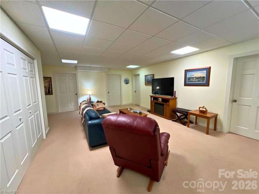 190 Molly Drive, McGrady, NC 28649.  MLS# CAR4430682, YatesRealty ID 54241. 
