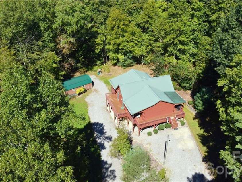 190 Molly Drive, McGrady, NC 28649.  MLS# CAR4430682, YatesRealty ID 54241. 
