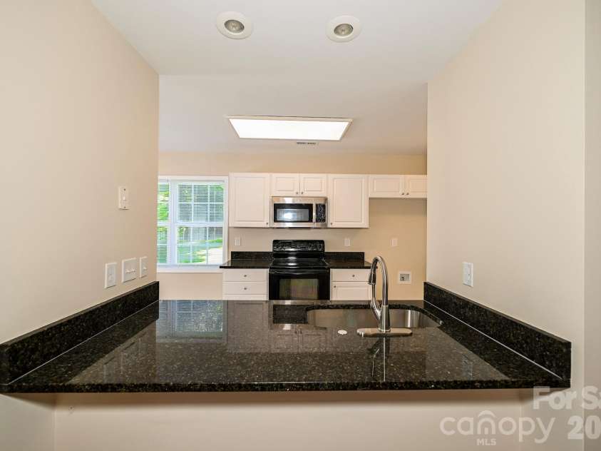 2425 River Chase Drive, Monroe, NC 28110.  MLS# CAR4429983, YatesRealty ID 54242. 