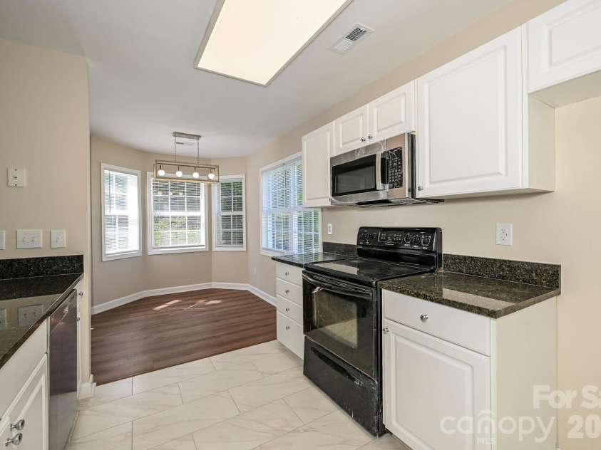 2425 River Chase Drive, Monroe, NC 28110.  MLS# CAR4429983, YatesRealty ID 54242. 