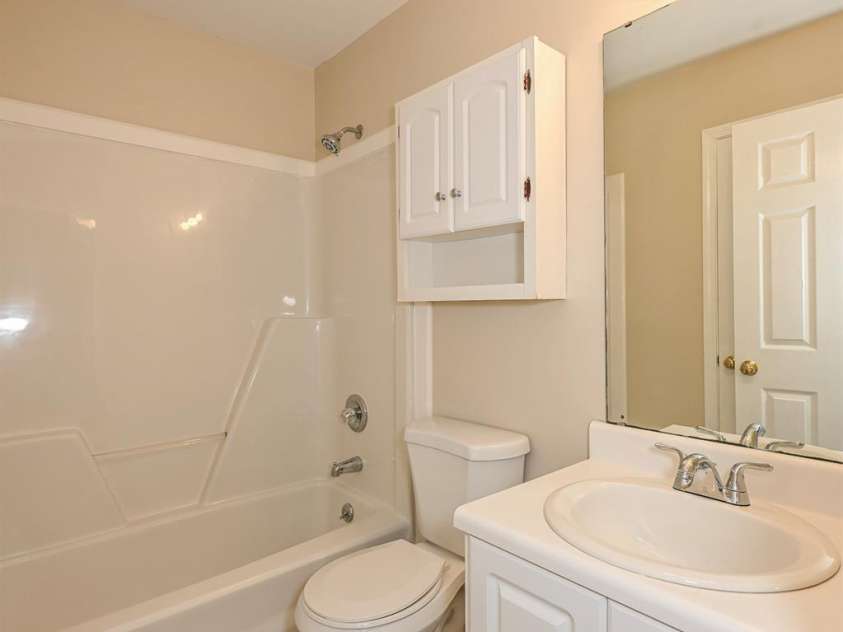 2425 River Chase Drive, Monroe, NC 28110.  MLS# CAR4429983, YatesRealty ID 54242. 