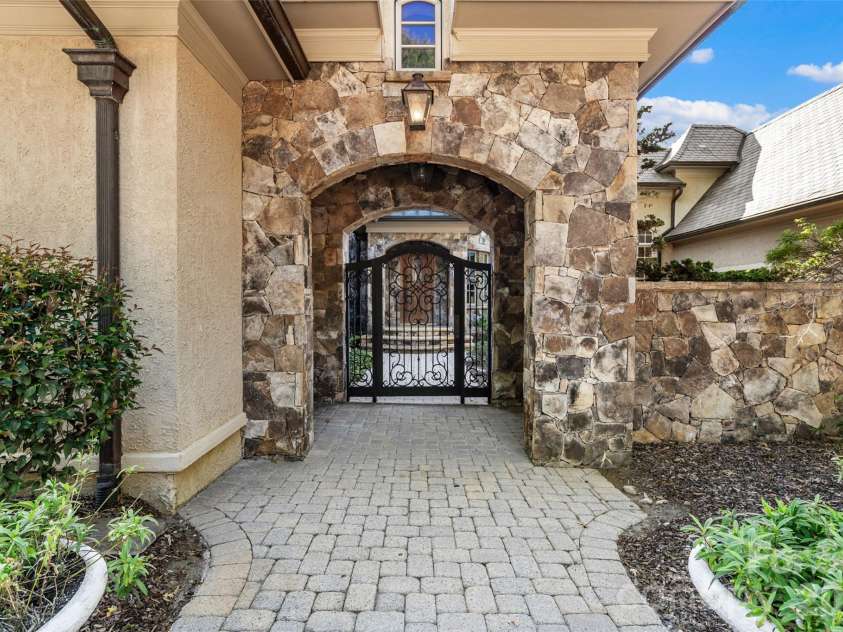 408 Oakmont Lane, Waxhaw, NC 28173.  MLS# CAR4430595, YatesRealty ID 54243. 