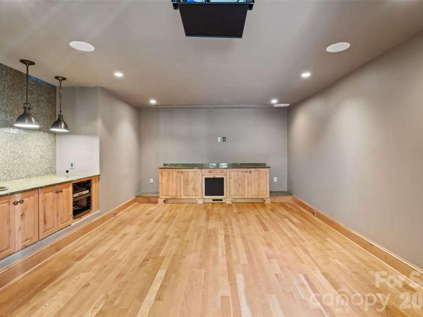 408 Oakmont Lane, Waxhaw, NC 28173.  MLS# CAR4430595, YatesRealty ID 54243. 