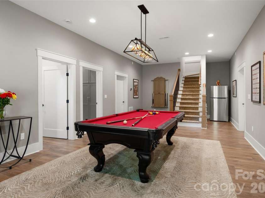 945 Somersby Park, Hendersonville, NC 28739.  MLS# CAR4430657, YatesRealty ID 54244. 