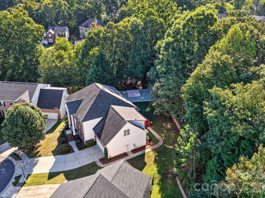 2502 Sandy Ridge Lane, Matthews, NC 28105.  MLS# CAR4430552, YatesRealty ID 54246. 