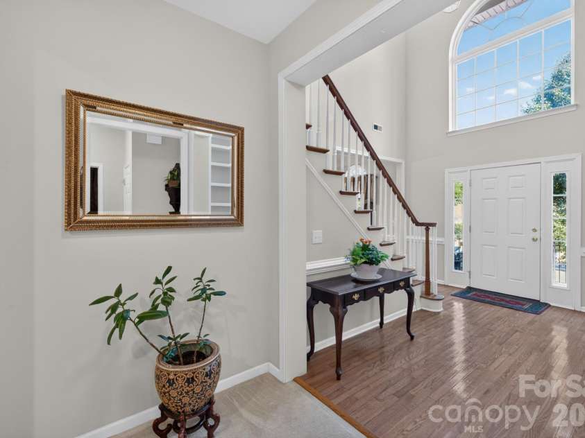 2502 Sandy Ridge Lane, Matthews, NC 28105.  MLS# CAR4430552, YatesRealty ID 54246. 