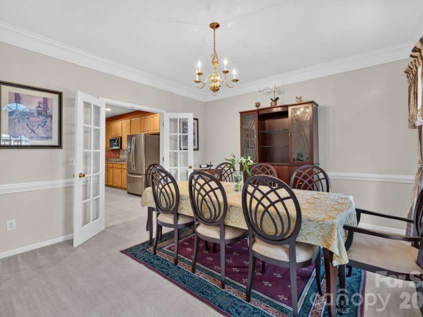 2502 Sandy Ridge Lane, Matthews, NC 28105.  MLS# CAR4430552, YatesRealty ID 54246. 