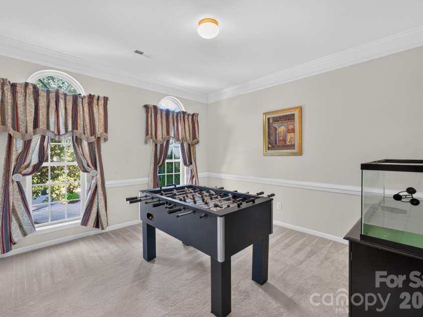 2502 Sandy Ridge Lane, Matthews, NC 28105.  MLS# CAR4430552, YatesRealty ID 54246. 
