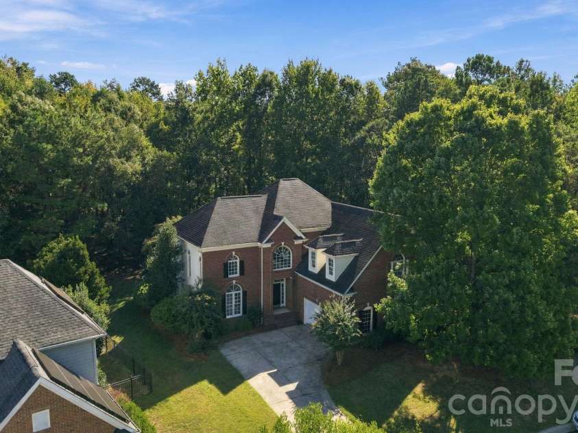 3439 Twelve Oaks Place, Charlotte, NC 28270.  MLS# CAR4423382, YatesRealty ID 54247. 