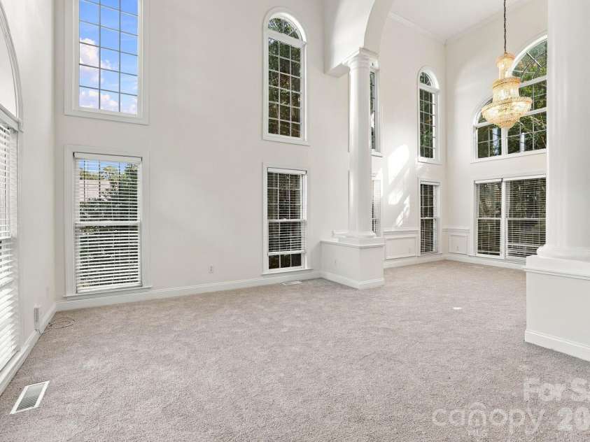 3439 Twelve Oaks Place, Charlotte, NC 28270.  MLS# CAR4423382, YatesRealty ID 54247. Formal Living and Dining