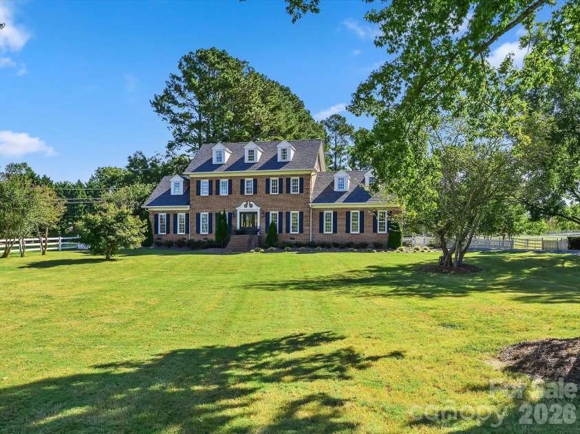 11215 Idlewild Road, Mint Hill, NC 28105.  MLS# CAR4426844, YatesRealty ID 54248. 