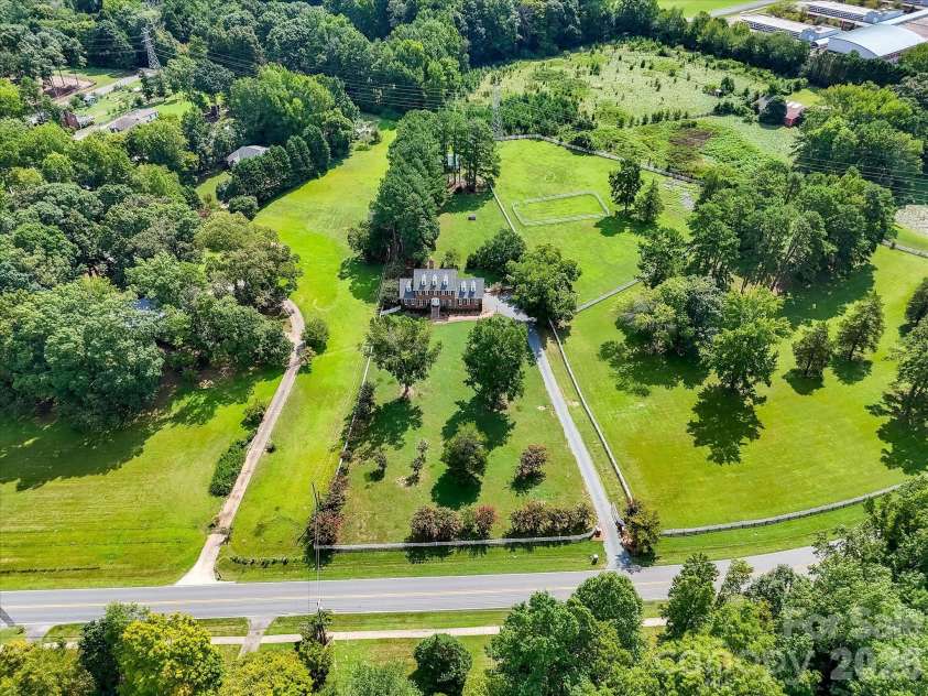 11215 Idlewild Road, Mint Hill, NC 28105.  MLS# CAR4426844, YatesRealty ID 54248. 