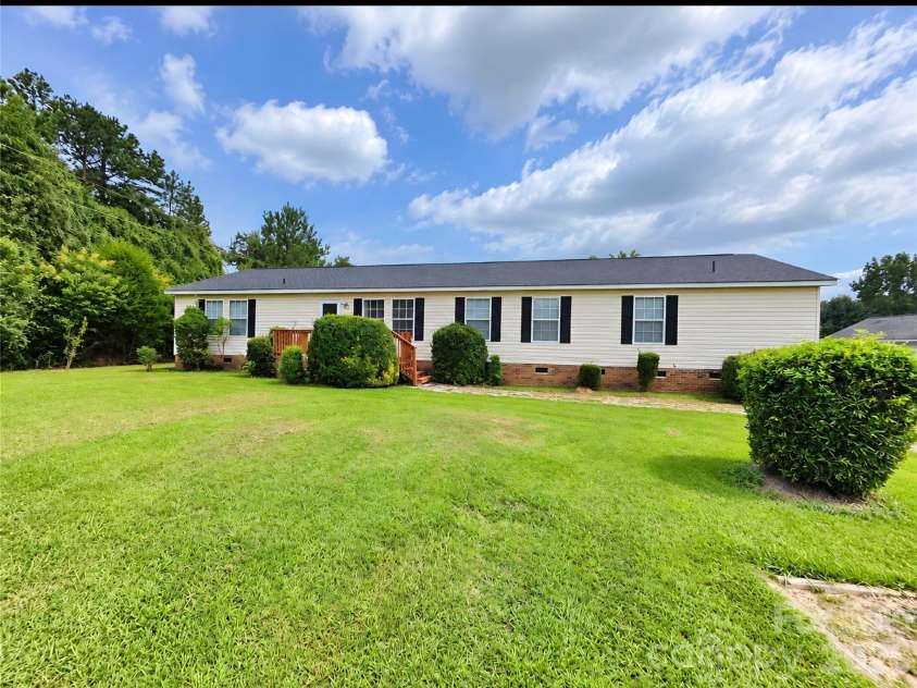 3826 Unionville Indian Trail Road, Indian Trail, NC 28079.  MLS# CAR4428310, YatesRealty ID 54249. Front
