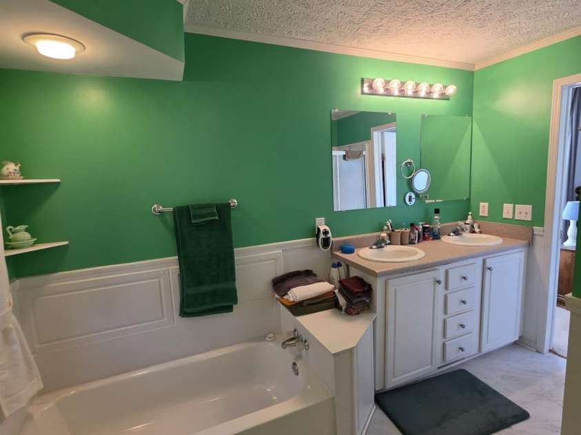 3826 Unionville Indian Trail Road, Indian Trail, NC 28079.  MLS# CAR4428310, YatesRealty ID 54249. Master Bathroom