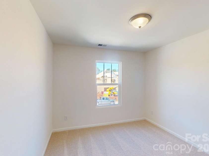 401 Hendley Drive, York, SC 29745.  MLS# CAR4333028, YatesRealty ID 5425. Secondary bedroom