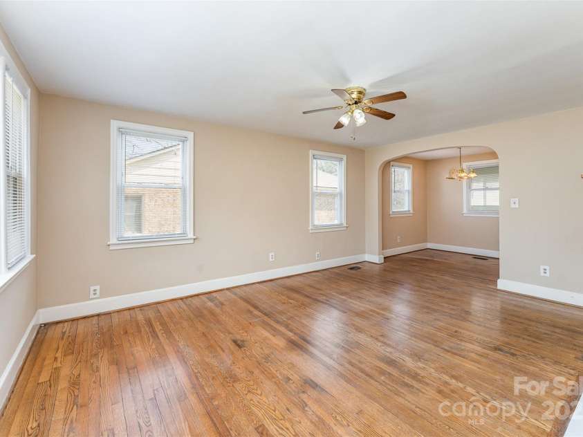 502 Crawford Street, Shelby, NC 28150.  MLS# CAR4234192, YatesRealty ID 5425. 