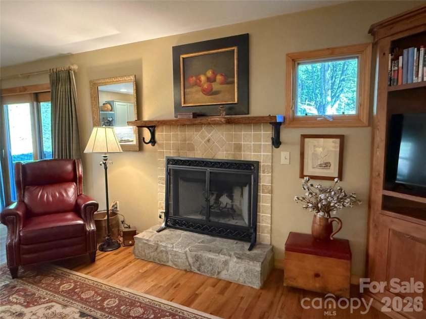 28 Froggy Bottom Trail, Canton, NC 28716.  MLS# CAR4429892, YatesRealty ID 54250. 