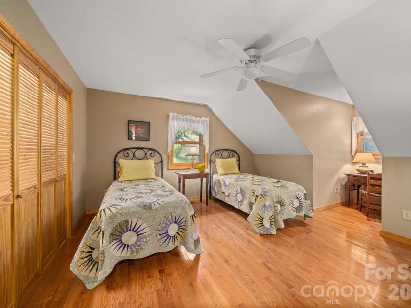 28 Froggy Bottom Trail, Canton, NC 28716.  MLS# CAR4429892, YatesRealty ID 54250. 
