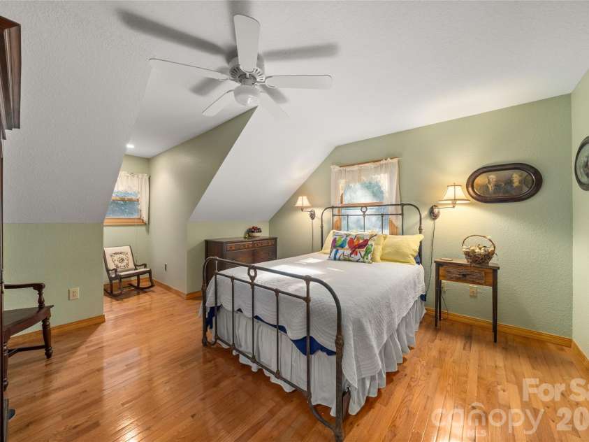 28 Froggy Bottom Trail, Canton, NC 28716.  MLS# CAR4429892, YatesRealty ID 54250. 