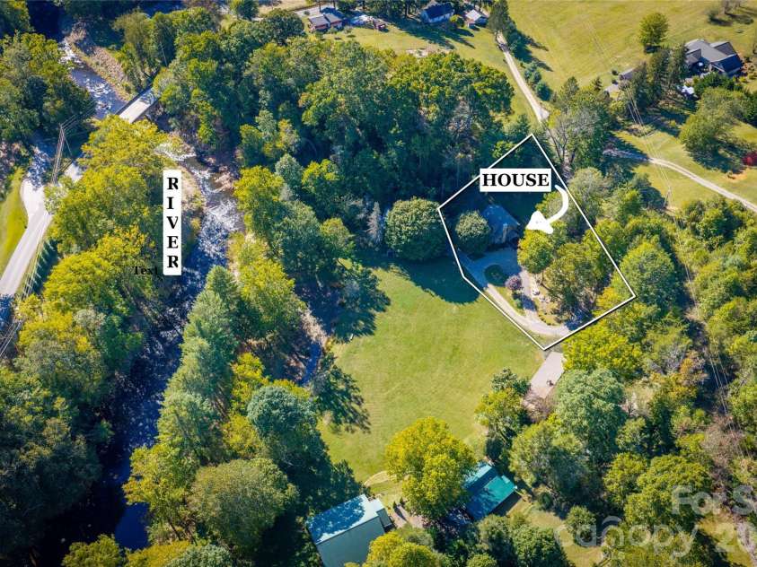 28 Froggy Bottom Trail, Canton, NC 28716.  MLS# CAR4429892, YatesRealty ID 54250. 