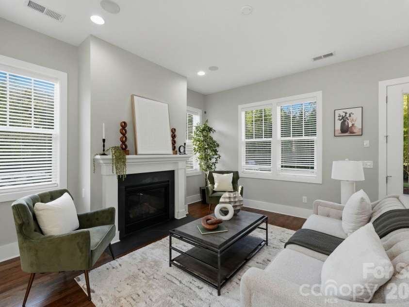1303 Cortland Road, Charlotte, NC 28209.  MLS# CAR4430140, YatesRealty ID 54252. 