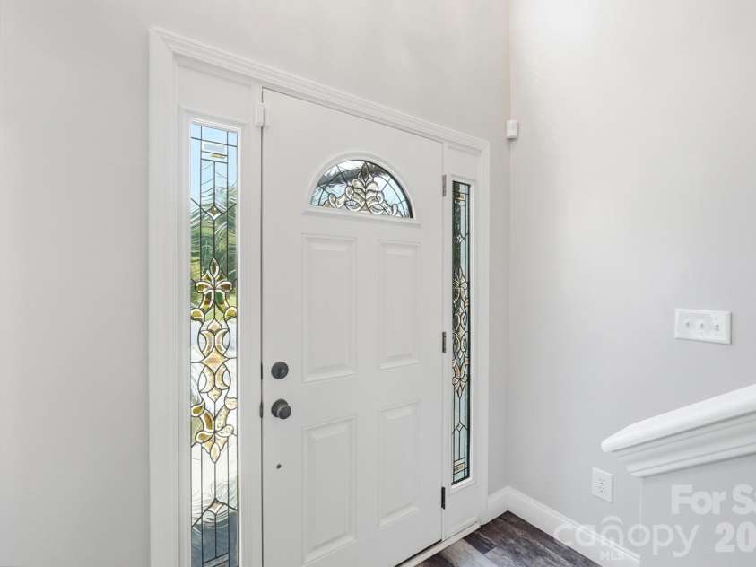 623 Finborough Court, Charlotte, NC 28214.  MLS# CAR4430709, YatesRealty ID 54254. 