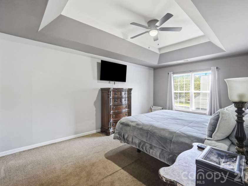 623 Finborough Court, Charlotte, NC 28214.  MLS# CAR4430709, YatesRealty ID 54254. 