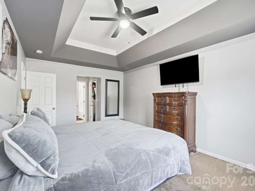 623 Finborough Court, Charlotte, NC 28214.  MLS# CAR4430709, YatesRealty ID 54254. 