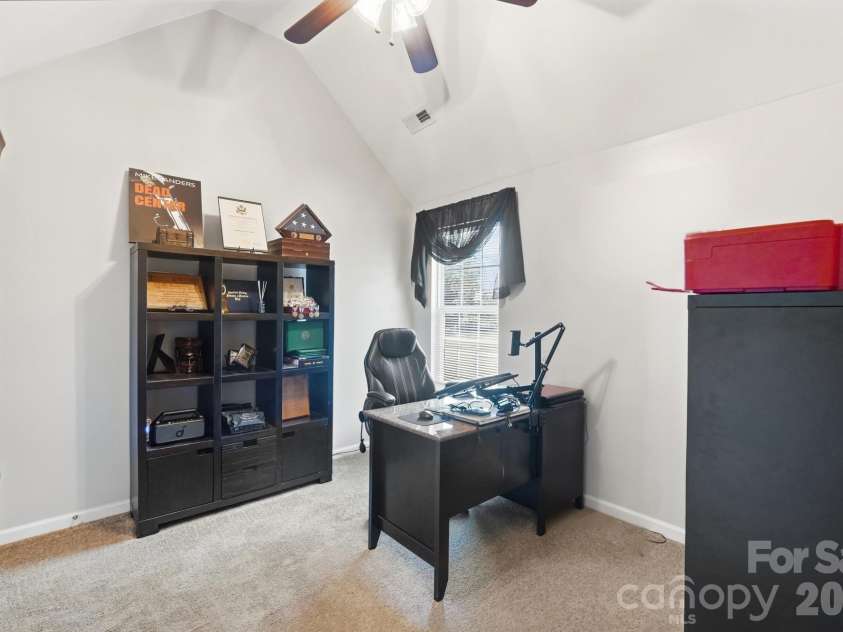 623 Finborough Court, Charlotte, NC 28214.  MLS# CAR4430709, YatesRealty ID 54254. 