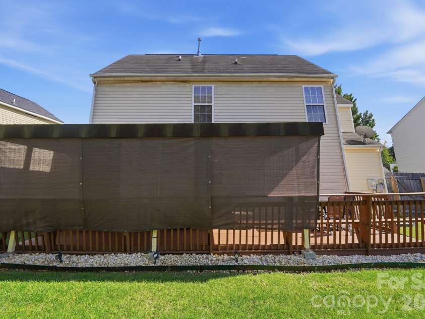 623 Finborough Court, Charlotte, NC 28214.  MLS# CAR4430709, YatesRealty ID 54254. 