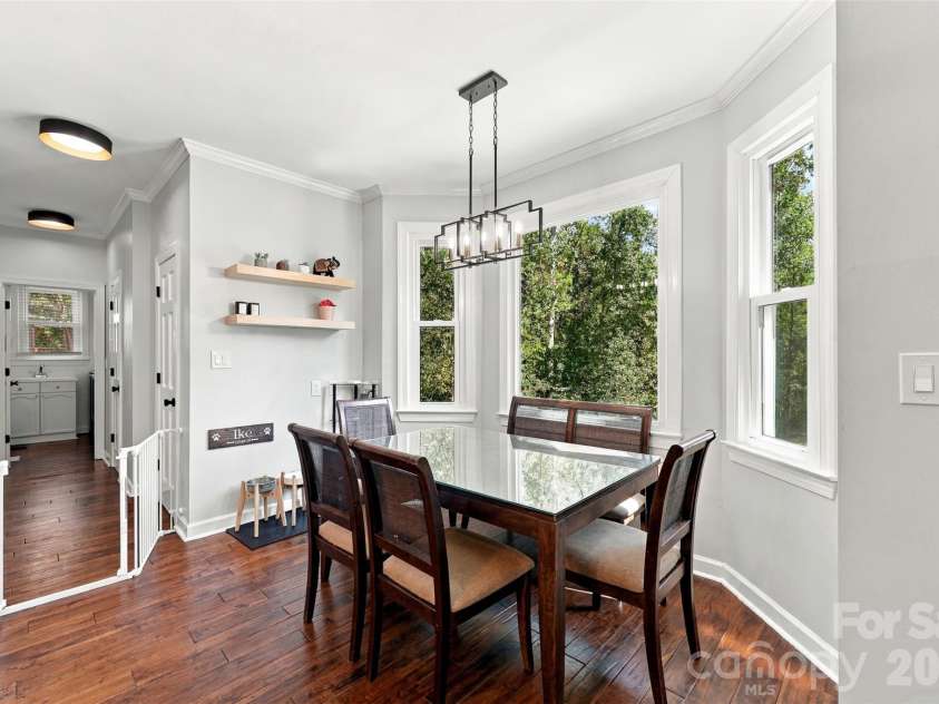 7122 Rothmore Street, Charlotte, NC 28215.  MLS# CAR4430685, YatesRealty ID 54257. 