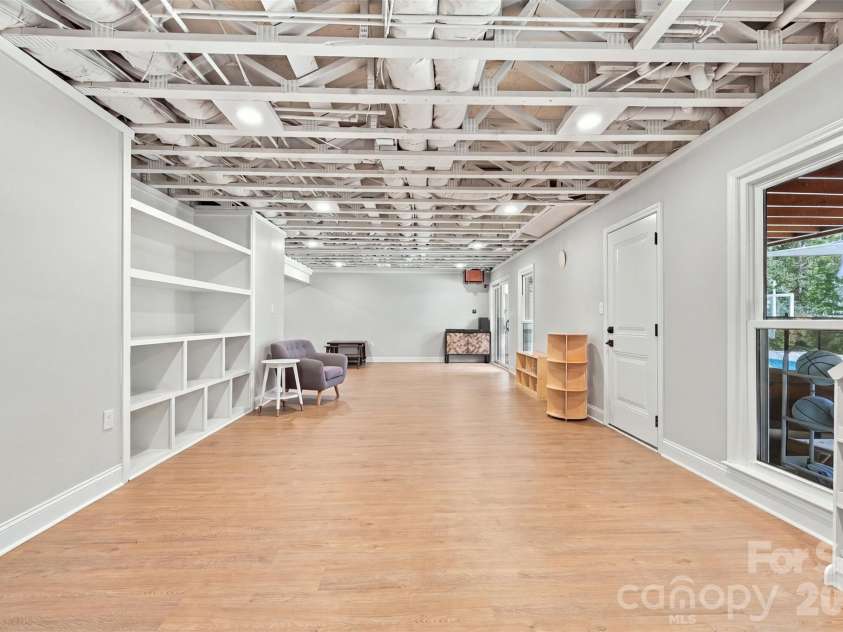 7122 Rothmore Street, Charlotte, NC 28215.  MLS# CAR4430685, YatesRealty ID 54257. 
