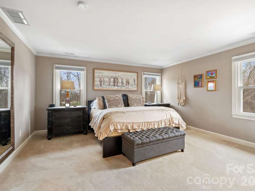 7000 Tramore Lane, Clemmons, NC 27012.  MLS# CAR4430242, YatesRealty ID 54260. 
